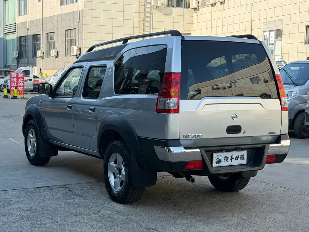 Nissan ZN Van 2015 — фото 10