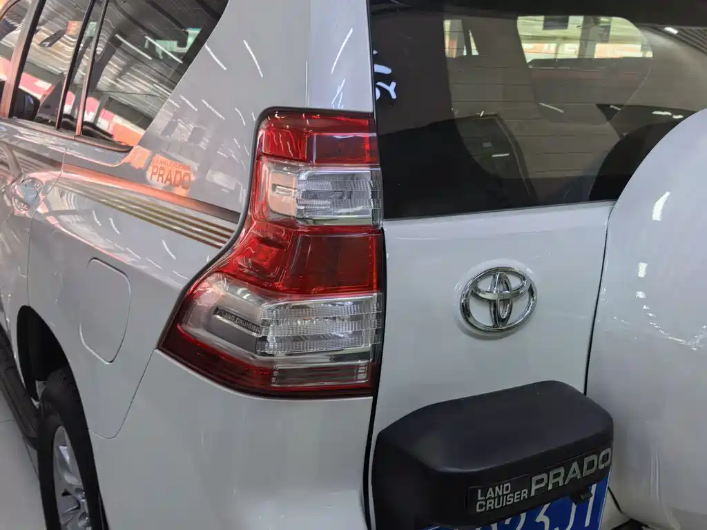 Toyota Prado 2018 — фото 14