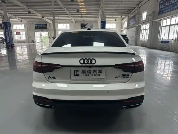Audi A4L 2023
