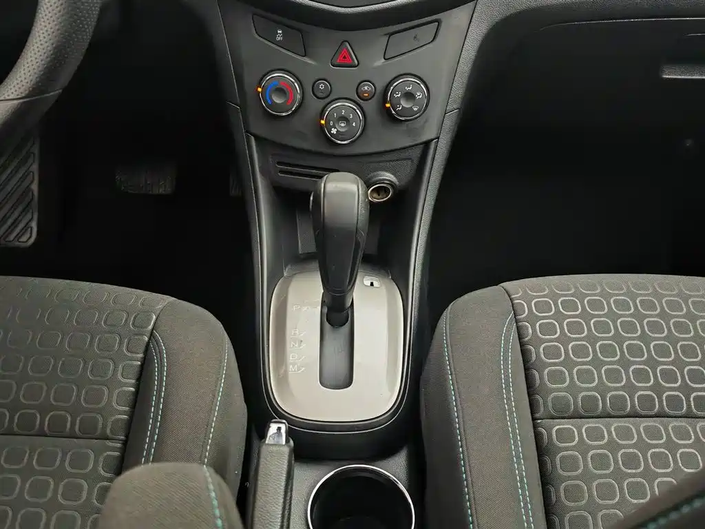 Chevrolet Trax 2016 — фото 13