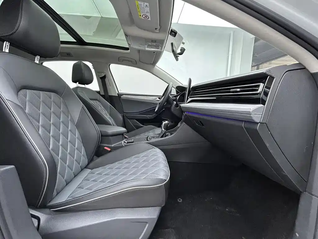 Volkswagen Sagitar 2023