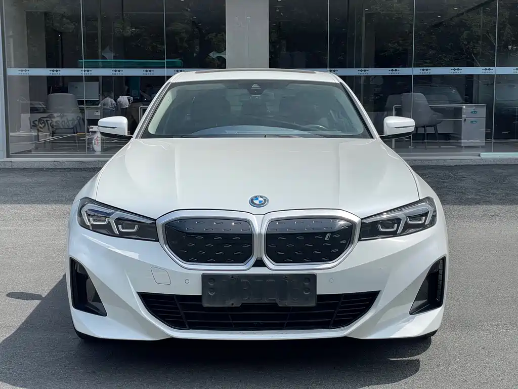 BMW i3 2022