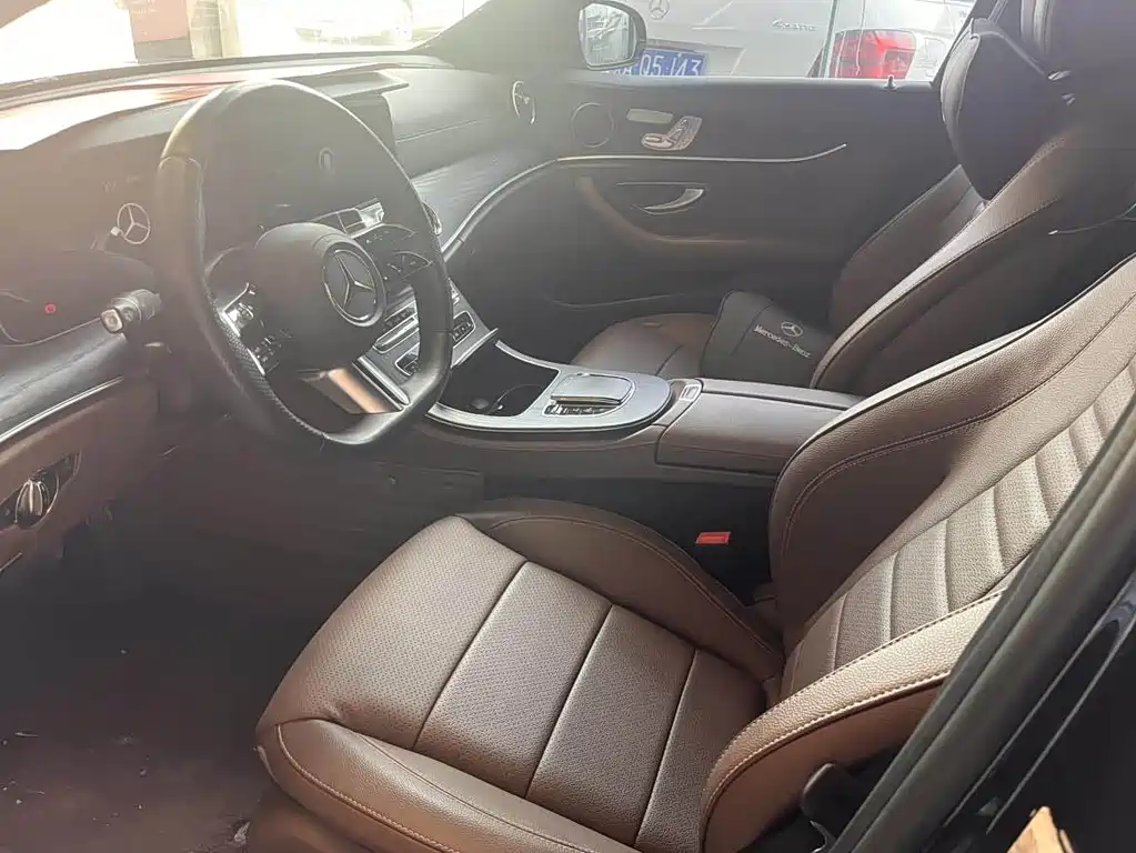 Mercedes-Benz E-Class 2023