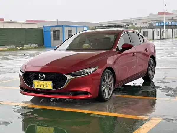 Mazda 3 Axela 2021