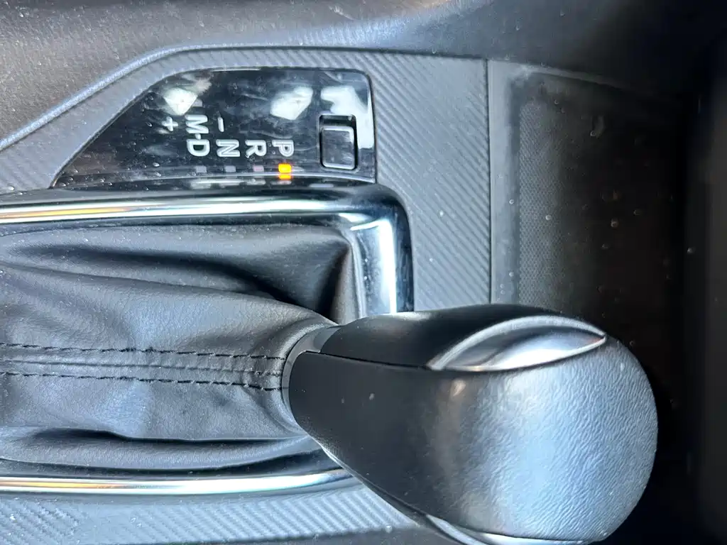 Mazda 3 Axela 2015 — фото 11