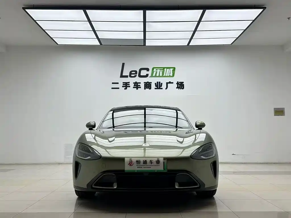 Xiaomi SU7 2025