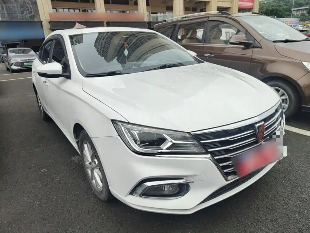 Roewe i5 2019