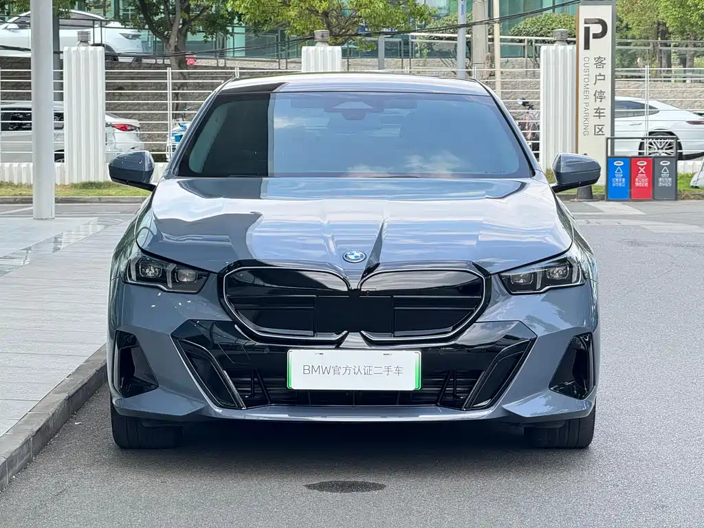 BMW i5 2024 — фото 2