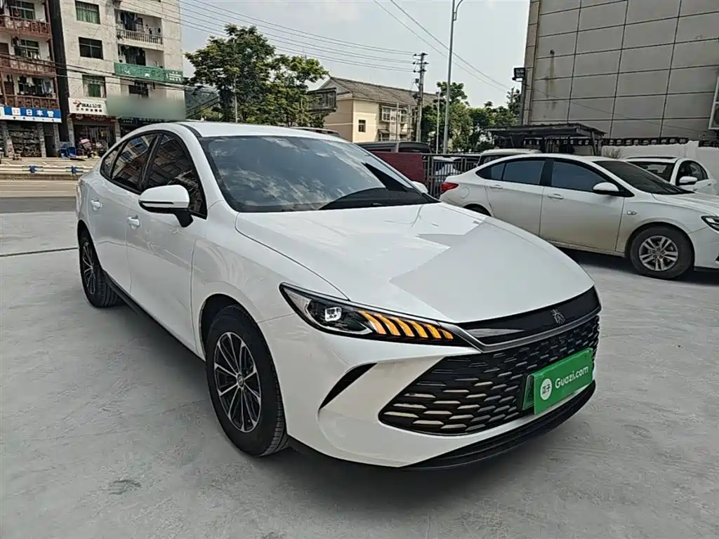 BYD Qin PLUS 2025 — фото 3