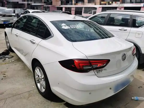 Buick Regal 2018