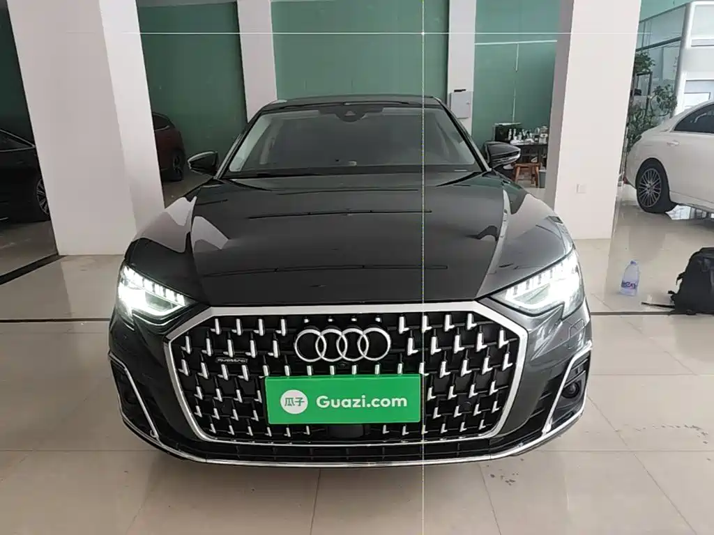 Audi A8 2023