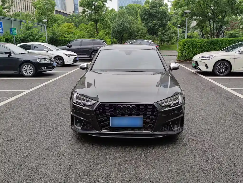 Audi S4 2019