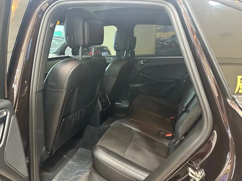 Porsche Macan 2016