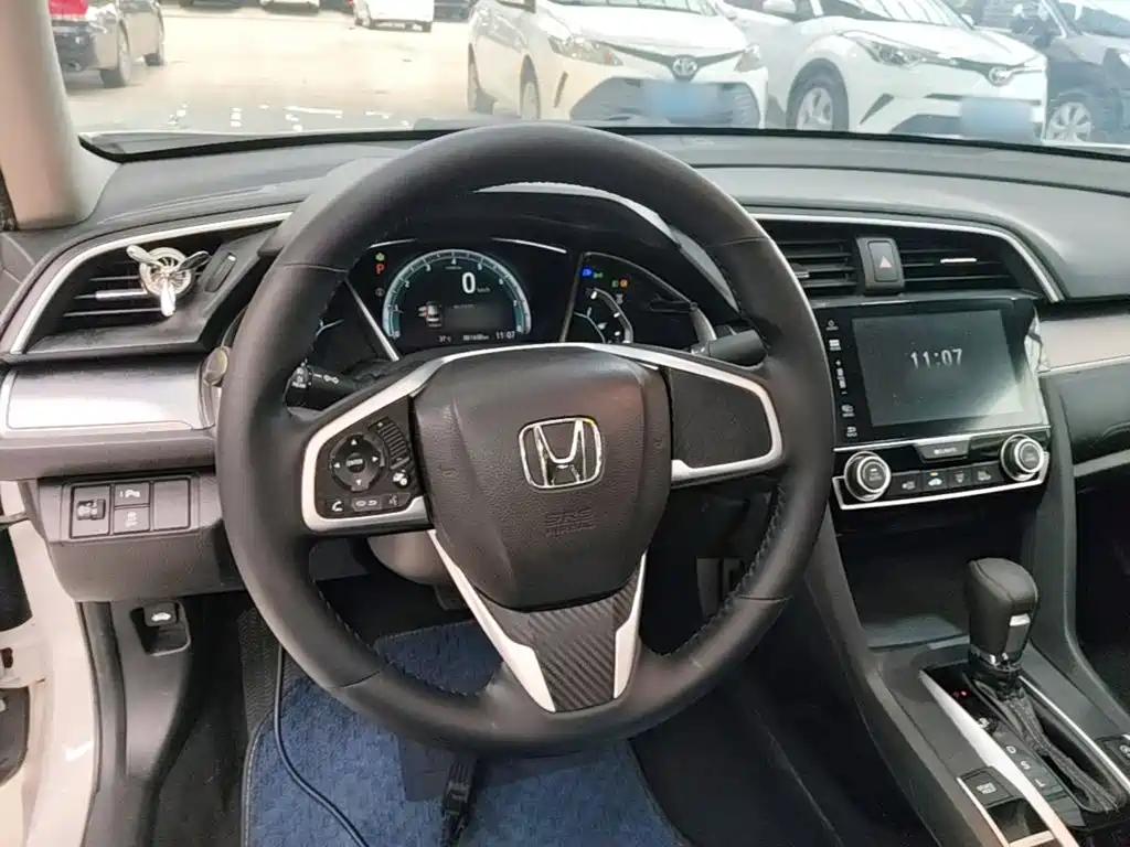 Honda Civic 2016 — фото 11