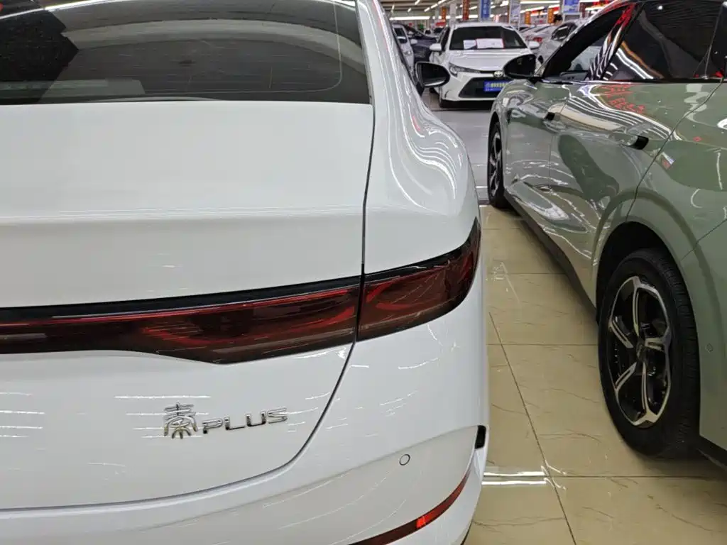 BYD Qin PLUS 2025 — фото 8