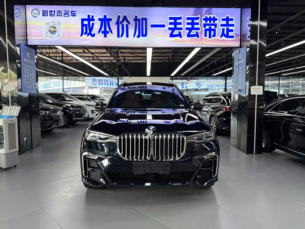 BMW X7 2021 — фото 2