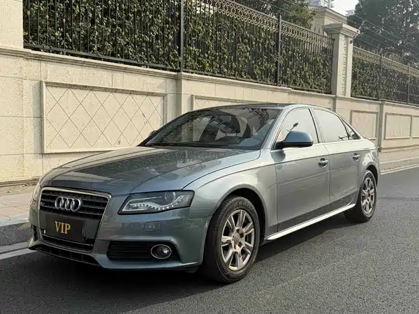 Audi A4L 2010
