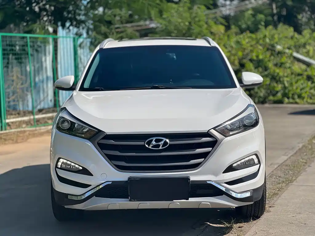 Hyundai Tucson 2017 — фото 2