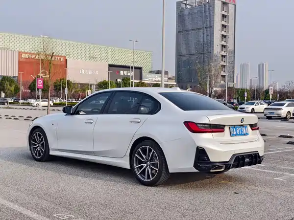 BMW 3 Series 2024