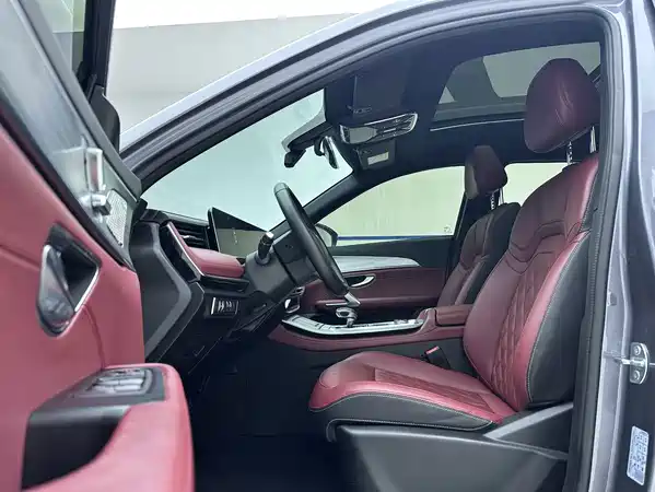 Jetour X70 PLUS 2023