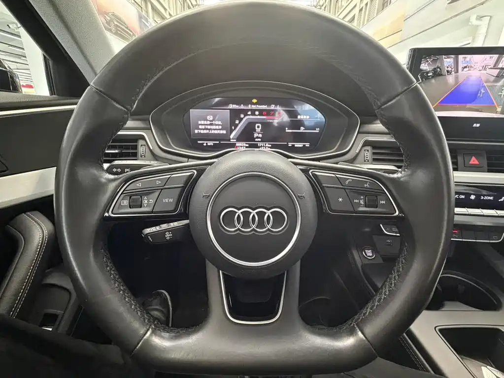 Audi A4L 2022 — фото 9