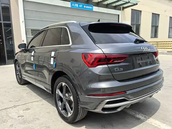 Audi Q3 2021