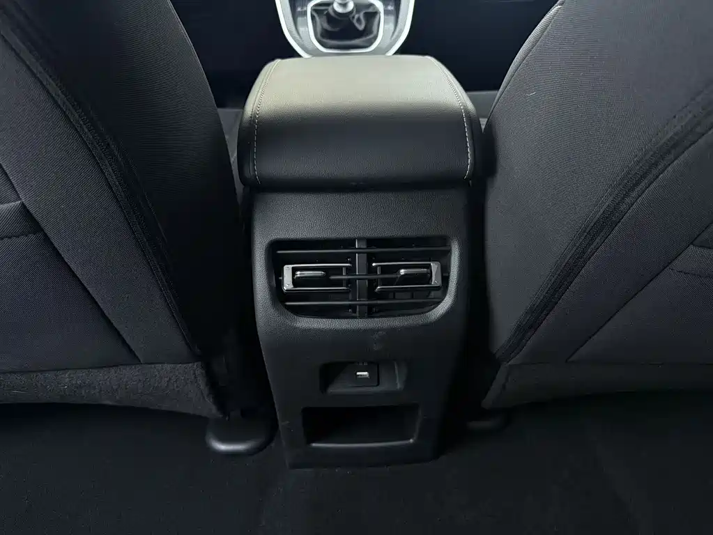 Haval M6 2023 — фото 14