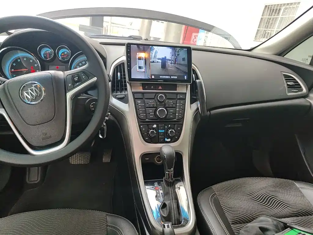 Buick Excelle GT 2015 — фото 13