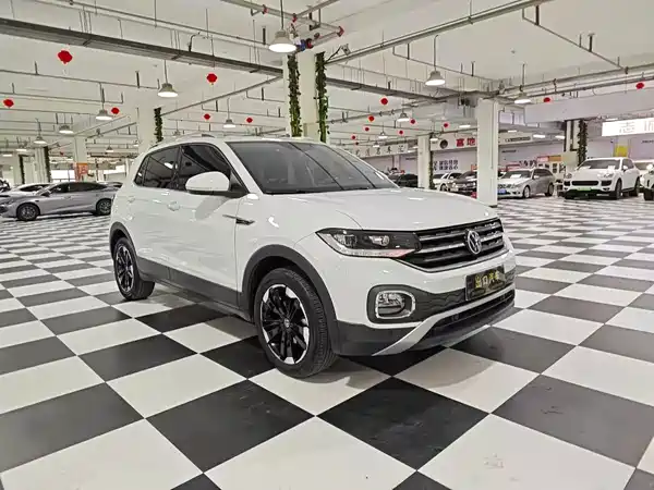 Volkswagen Tacqua 2023