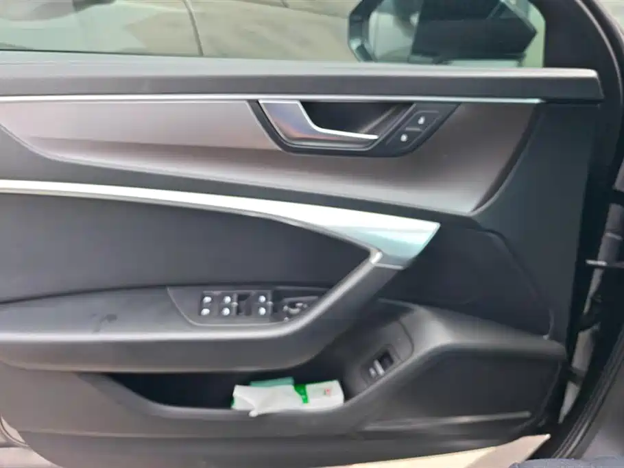 Audi A6L 2020