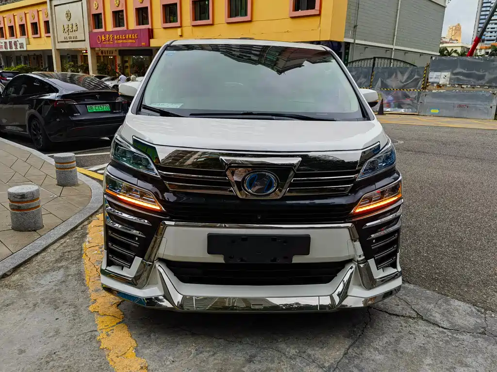 Toyota Vellfire 2019 — фото 9