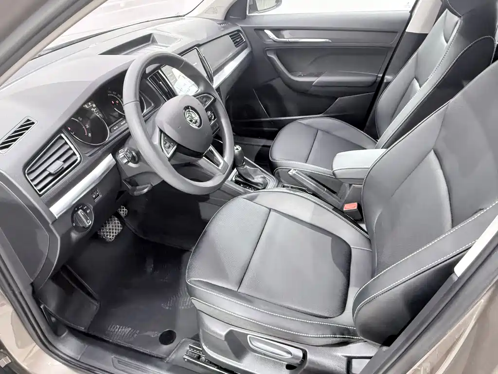 Skoda Kamiq 2023 — фото 11