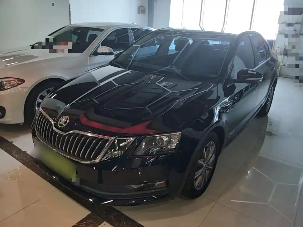 Skoda Octavia 2017 — фото 1