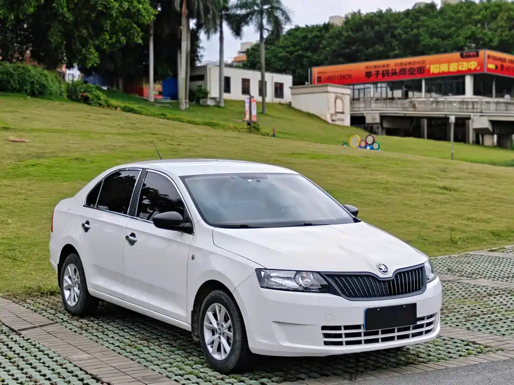 Skoda Rapid 2016