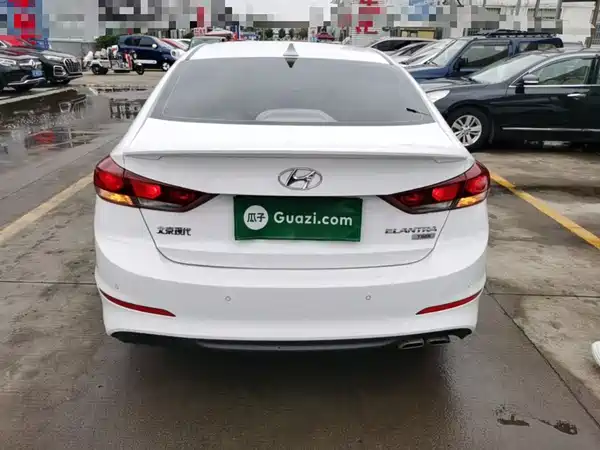 Hyundai Celesta 2018