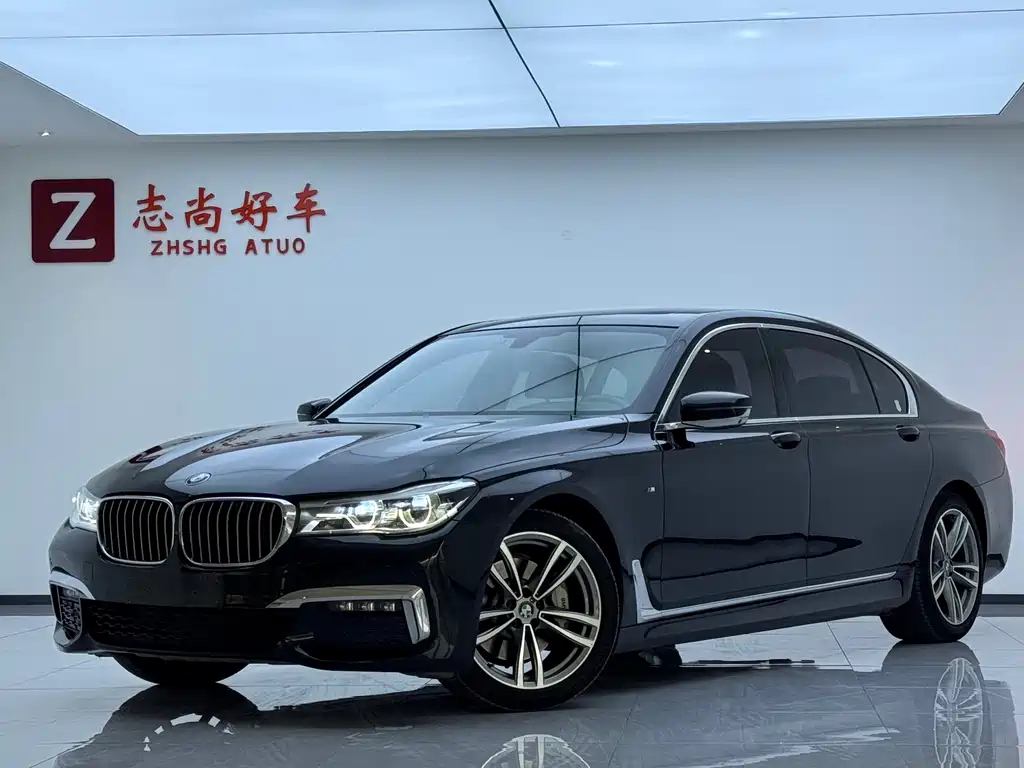 BMW 7 Series 2018 — фото 1