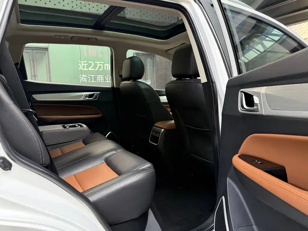 Geely Vision X6 2018 — фото 16