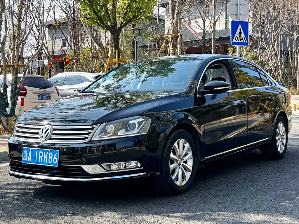 Volkswagen Magotan 2013