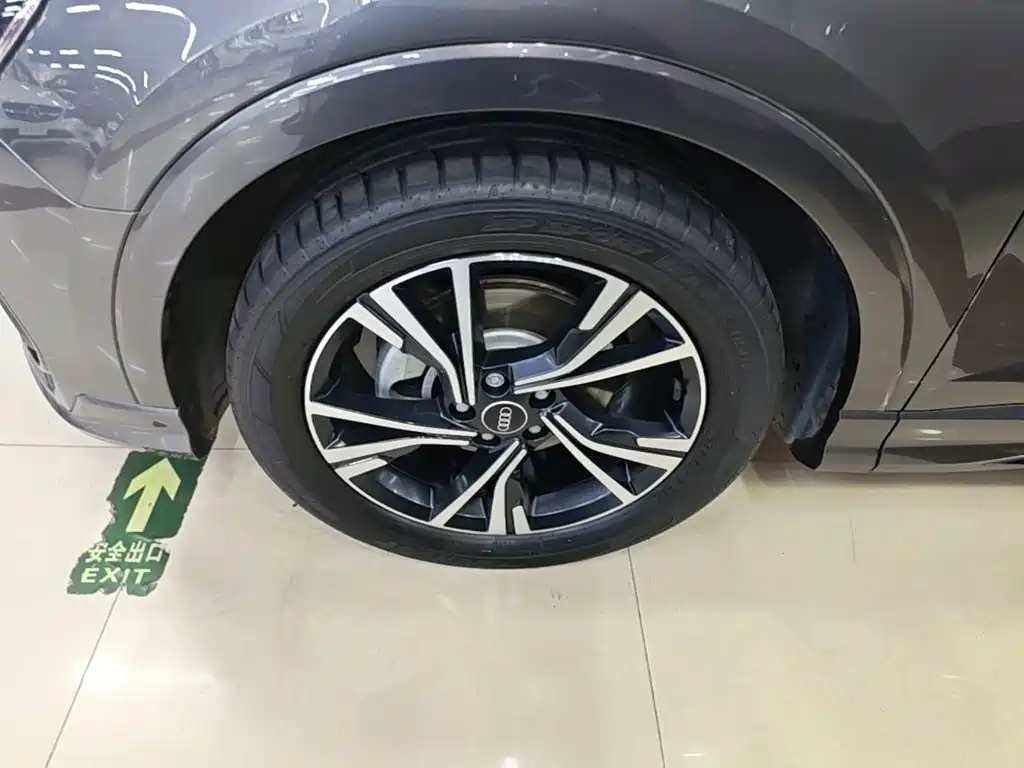 Audi Q3 Sportback 2022 — фото 23