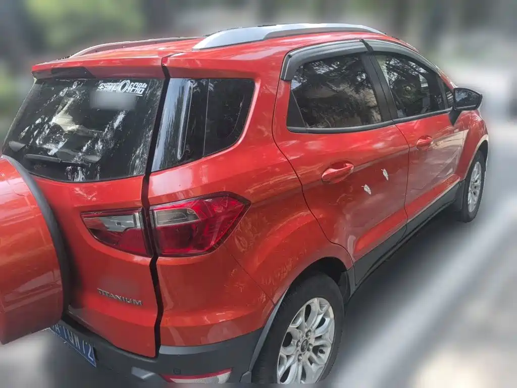Ford EcoSport 2015 — фото 6