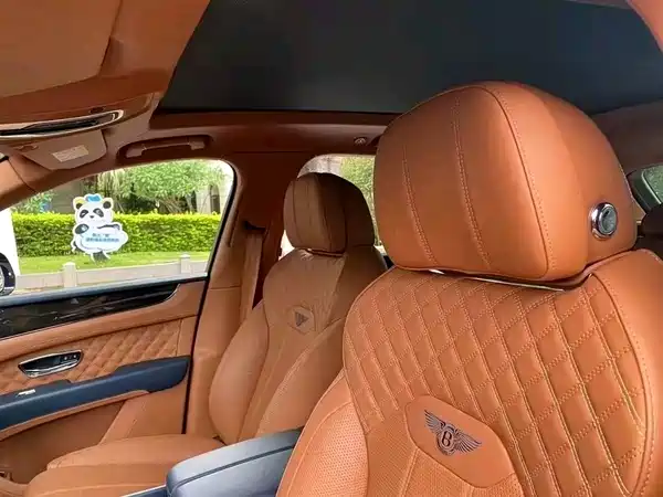 Bentley Bentayga 2021