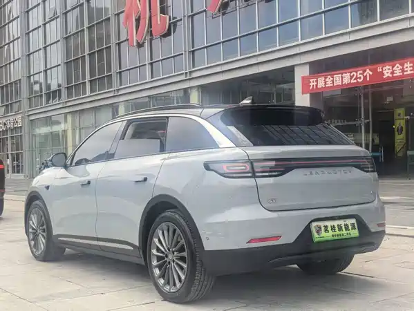 Leapmotor C11 2025
