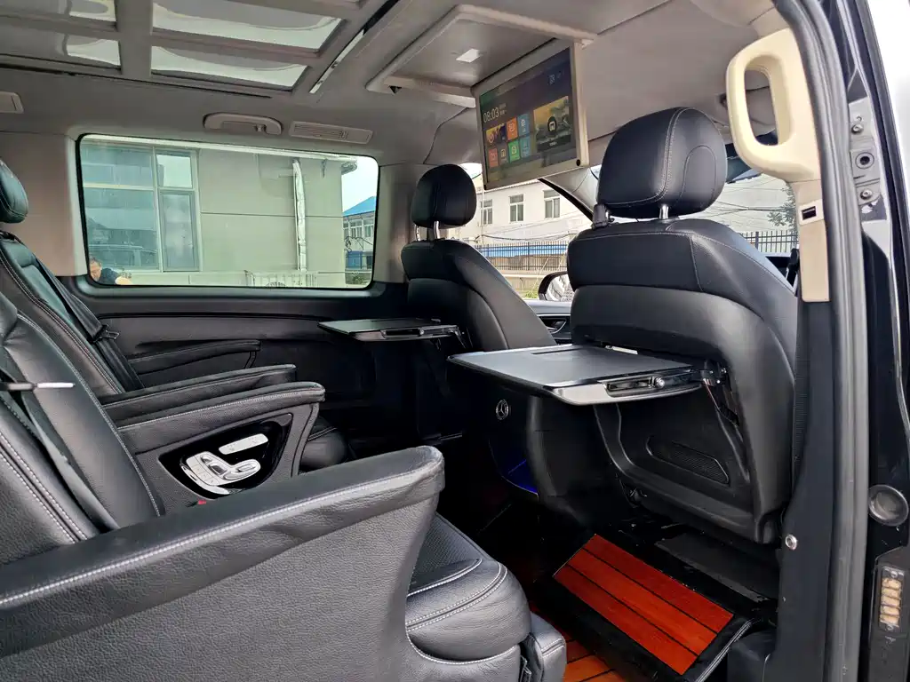 Mercedes-Benz Vito 2018 — фото 11
