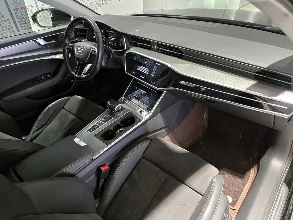 Audi A6 2021 — фото 16