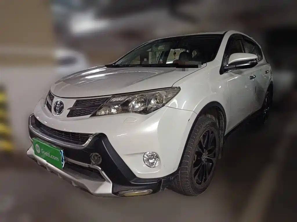 Toyota RAV4 2016 — фото 2