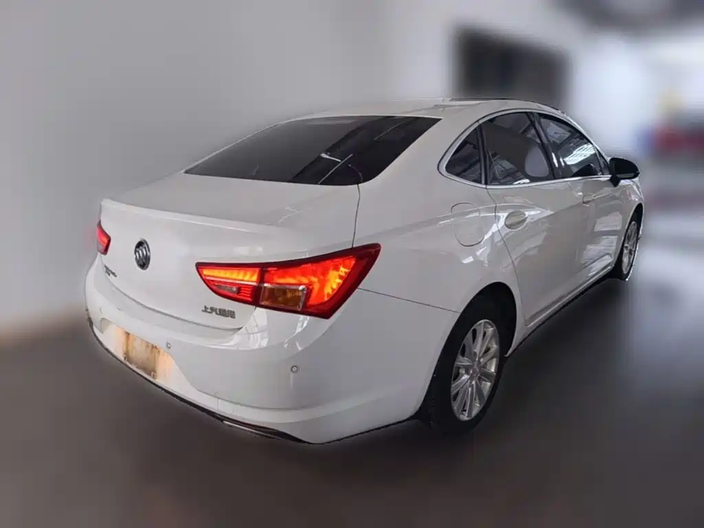 Buick Verano 2017 — фото 10