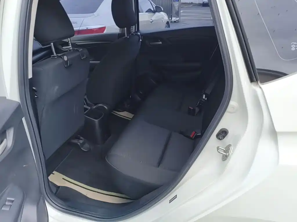 Honda Fit 2018 — фото 17