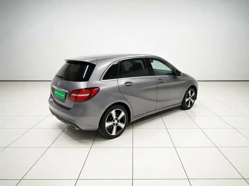 Mercedes-Benz B-Class 2017 — фото 6