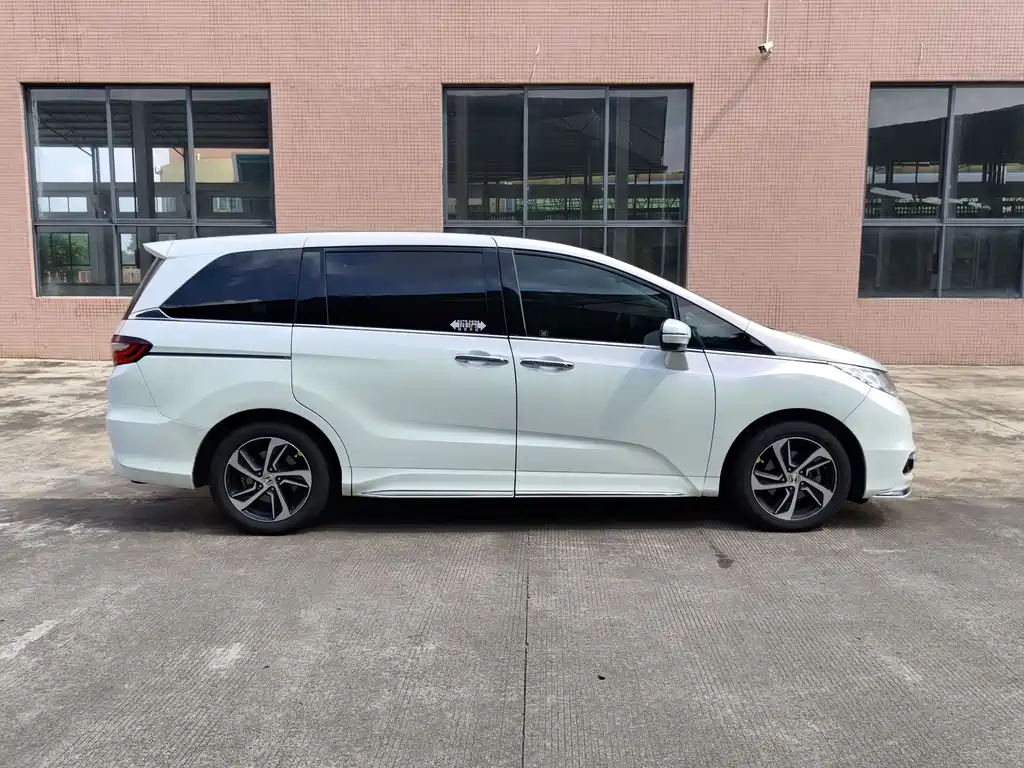 Honda Odyssey 2015