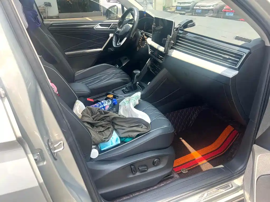 Volkswagen Tiguan L 2022